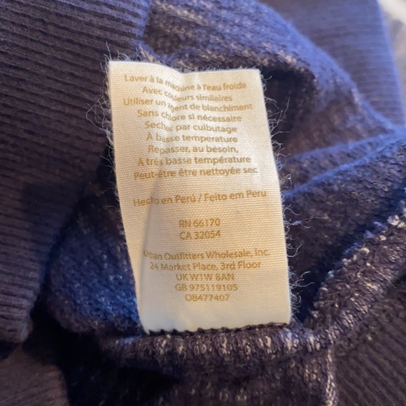 Free People long sweater stripe tunic scoop neck Small pullover navy top - Picture 8 of 9